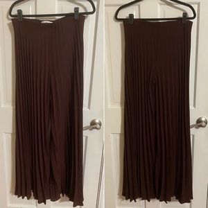 Zara Pleated Trousers - Burgundy